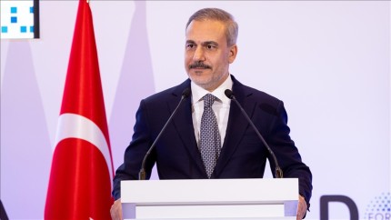 Ministrul turc de Externe respinge categoric afirmatiile lui Donald Trump potrivit carora victoria rebelilor din Siria ar fi o preluare neprietenoasa a puterii de catre regimul Erdogan