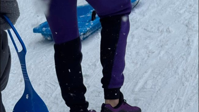 Gleznele libere si fericite si adidasii cool la munte bilet direct spre o intalnire cu echipa Salvamont