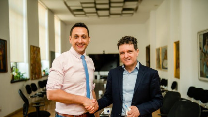 DREPT primul partid care sustine candidatura la prezidentiale a lui Nicusor Dan
