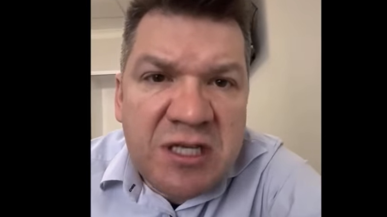 Deputatul AUR Mihail Neamțu sugerează că o rachetă hipersonică rusească Oreșnik ar putea schimba puțin lucrurile în Ucraina  VIDEO