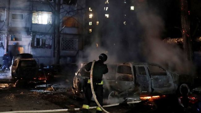 O noua greseala Rusia a atacat masiv cu drone orasul ucrainean Dnipro provocand trei morti printre care si un copil. Donald Trump tace malc
