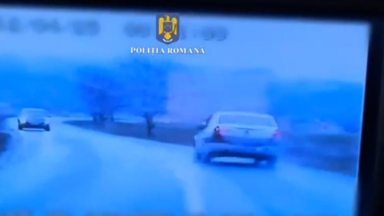 Furioasa si iute o tanara de 20 ani din Brasov retinuta dupa ce a furat un autoturism l-a condus fara permis a alimentat cu benzina fara sa plateasca si apoi a fugit de Politie