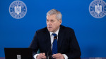 Apelul lui Predoiu către șefii partidelor Toți patru provin din Transilvania dați țării un guvern Orice fel ar fi dar dați-l