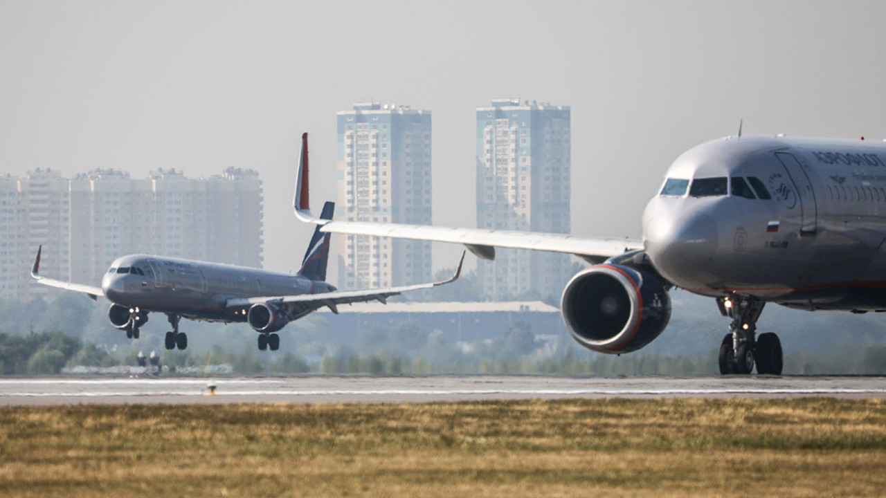 Compania aeriana nationala a Rusiei Aeroflot a fost paralizata luni dimineata de cel mai mare atac cibernetic din istoria sa comis de gruparea de hackeri Silent Crow