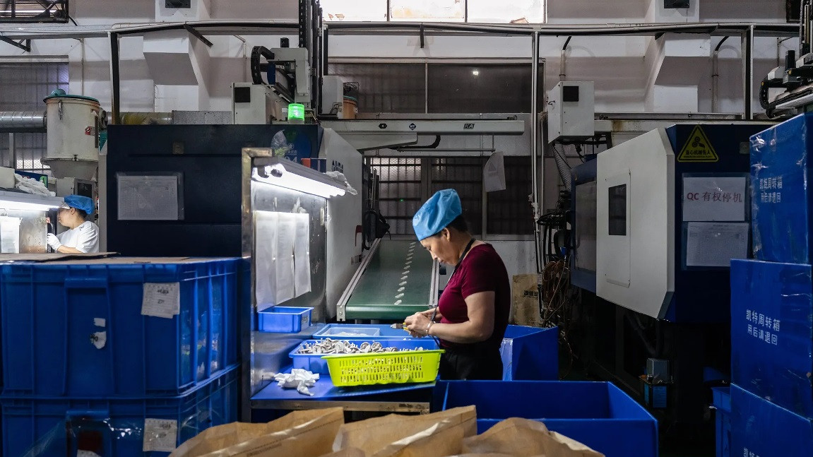 Exporturile Chinei ating un surplus record de 12 trilioane de dolari în ciuda tarifelor impuse de administrația americană