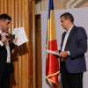 George Simion vrea sprijinul lui Grindeanu pentru a-l da jos pe Nicușor Dan Parlamentarii PSD să semneze pentru suspendare și să deblocăm Țara