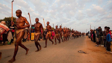 Cel puțin 41 de tineri au murit în Africa de Sud după ritualuri tradiționale de circumcizie  guvernul acuză neglijența părinților și a școlilor ilegale