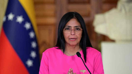 Venezuela începe să-și primească banii înapoi. SUA deblochează fondurile dar cu avertismente explicite către președintă