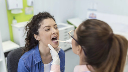 Hipertrofia unei singure amigdale cauze simptome și investigații medicale