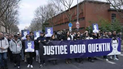 Saluturi naziste la un marș din Franța procurorii anunță deschiderea de dosare penale