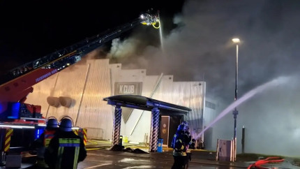 Peste 700 de persoane evacuate în urma unui incendiu într-un club de noapte din sud-vestul Germaniei  din fericire nu au existat victime
