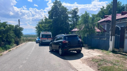 Tragedie la Galați Un copil de un an și două luni a fost lovit mortal în fața casei de mașina condusă chiar de tatăl său