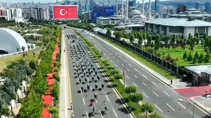 Trump primit ca un împărat de sultanul Erdogan. Imagini cu primirea fastuoasă a liderului SUA - VIDEO