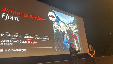 Fjord succes puternic în Franța peste 150.000 de spectatori imediat după lansare. Presa franceză Un film uluitor fascinant și incomod