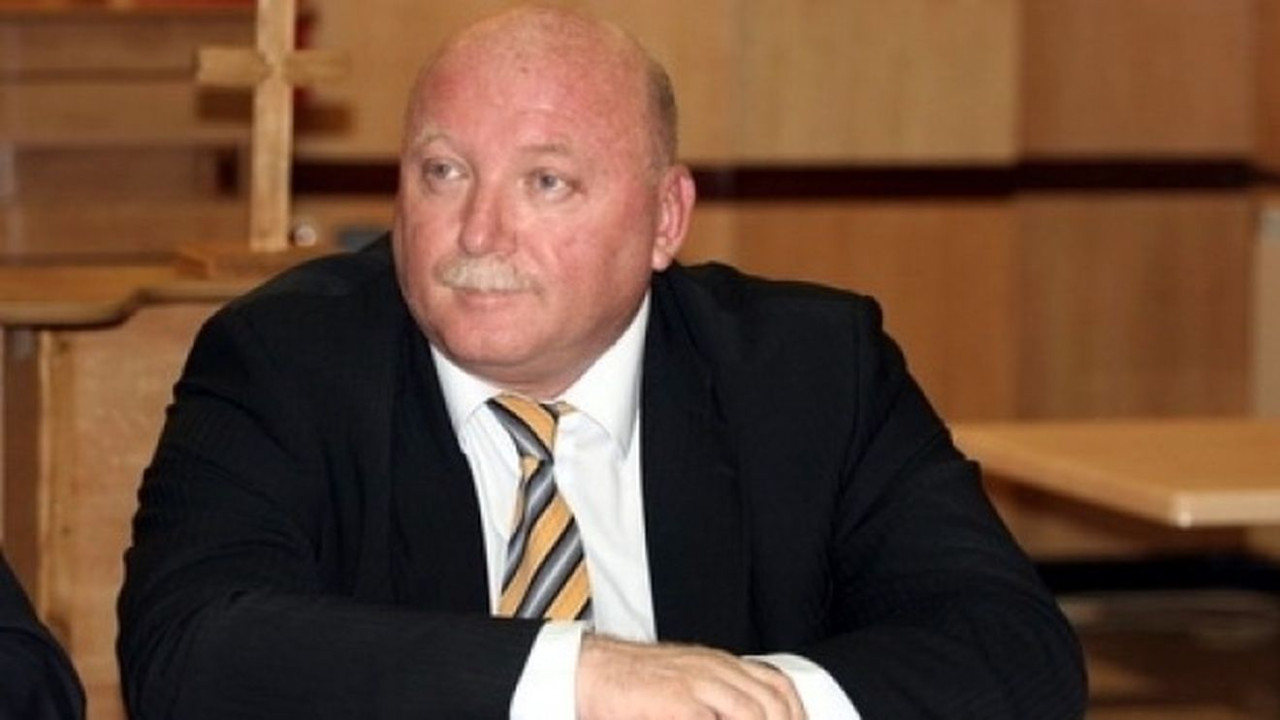 Avionul VIP-urilor către Mykonos judecător CCR numit de PSD Florin Manole PSD Victor Ponta Bănicioiu PSD Gruia Stoica miliardar. Ponta Nu-mi amintesc
