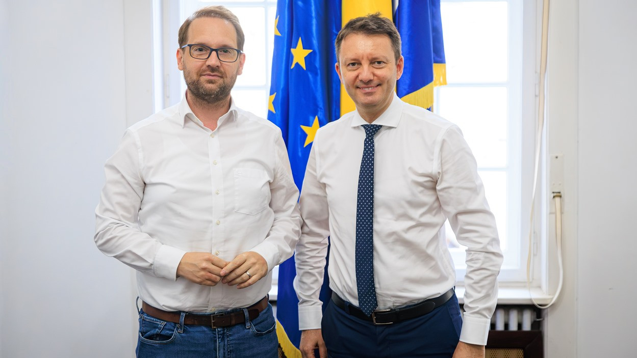 Siegfried Mureșan îi ia apărarea lui pe Dominic Fritz după evenimentul de adio de la Timișoara Sunt sigur că va continua să facă lucruri bune