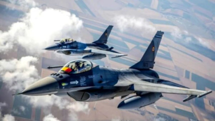 Nou alertă la granița României. O țintă aeriană a fost detectată la 20 km de Galați două F-16 au fost ridicate de la sol