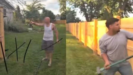 Imagini virale Mai mulți muncitori latino din Illinois au demontat un gard aproape finalizat după ce proprietarul a refuzat să-i plătească și i-a amenințat că va chema ICE  VIDEO