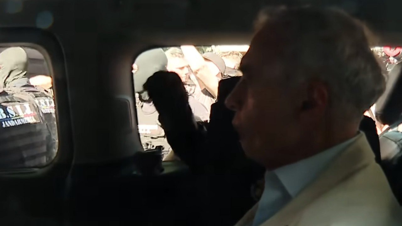 Vești din Austria Traseul lui Călin Georgescu în Austria se intersectează cu cercuri apropiate de Vladimir Putin și Moscova