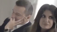 BREAKING Casa Albă i-a cerut oficial ambasadoarei Kimberly Guilfoyle să demisioneze. Anunțul făcut de noua purtătoare de cuvânt a lui Donald Trump