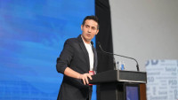 Ruptură în PSD Manda nu participă la discuțiile de la sediul PSD cu Luca Niculescu el nu a fost nici la consultările de la Cotroceni