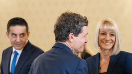 PSD merge la Cotroceni decis să-l propună pe Sorin Grindeanu premier. Claudiu Manda Suntem pregătiți să ne asumăm guvernarea