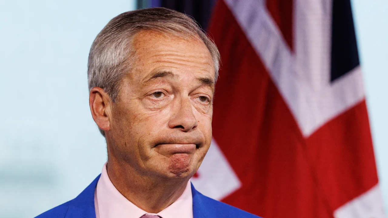 Extremistul Nigel Farage considerat pionul otrăvit al Rusiei a fost filmat de jurnaliști sub acoperire în timp ce discuta despre donații ilegale pentru partidul său Reform UK  VIDEO