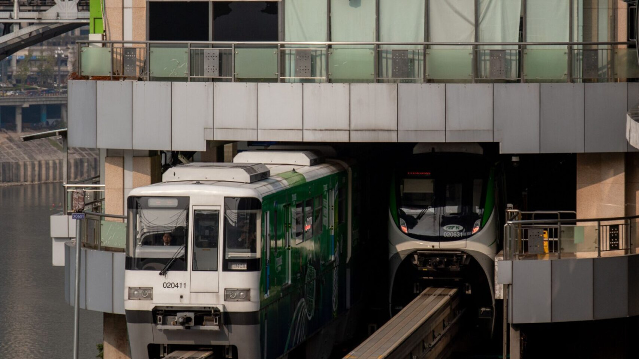 EXCLUSIV Primul tren urban suspendat din România va fi la Iași. Au început discuțiile cu producători din Japonia China și India