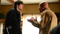 A murit la doar 34 de ani RJ Mitte actorul care l-a interpretat pe fiul lui Walter White din serialul-fenomen Breaking Bad