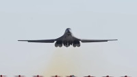 Vizată de Iran SUA își retrag toate bombardierele de la baza britanică Fairford