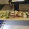 Cerșetorul cu Lexus a strâns peste 9.000 de lei în opt ore la pelerinajul de la Iași. Banii au fost confiscați de polițiști