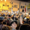 Peste 1.000 de oameni în fața Arestului Central au copiat sloganurile  Rezist și au aprins telefoanele. Proteste AUR și în țară 8211 VIDEO