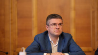 Ministrul Economiei taie la jumătate indemnizațiile șefilor de la Societatea Națională a Apelor Minerale după ce compania de stat a pierdut peste 426 milioane de lei