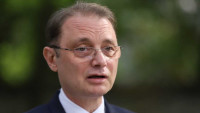 Luca Niculescu avertizează că spitalele și primăriile din România riscă să intre în blocaj dacă nu se formează rapid un guvern