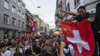 Europenii nativi ar putea deveni minoritari în mai multe țări din vestul continentului relevă un model demografic controversat. Elveția ar fi prima în 2038 urmată de Belgia și Germania