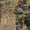 Mamă a șase copii salvată în ultima clipă înainte de a-și lua viața într-o pădure din Caraș-Severin. Soțul a dat alarma după un apel video dramatic