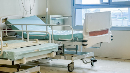 Alertă în Rusia după un caz de ciumă. O angajată a unui institut de cercetare a murit iar spitalul a intrat în carantină