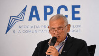 EXCLUSIV Rețelele electrice din România nu primesc investițiile de care au nevoie constată șeful ANRE. Asociația Prosumatorilor cere măsuri urgente în condițiile în care numărul prosumatorilor continuă să crească cu viteză