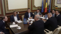 Cine sunt specialiștii PSD invocați de Grindeanu după întâlnirea cu Luca Niculescu. Trei baroni locali un fost condamnat Bogdan Ivan și Radu Oprea