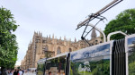România își face reclamă în inima Spaniei. Peleșul Delta Dunării și Transfăgărășanul pe un tramvai din Sevilla
