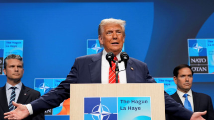 Donald Trump vrea să creeze un club VIP în cadrul NATO. Franța Marea Britanie și statele baltice vor fi lăsate pe dinafară